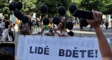 černé balony